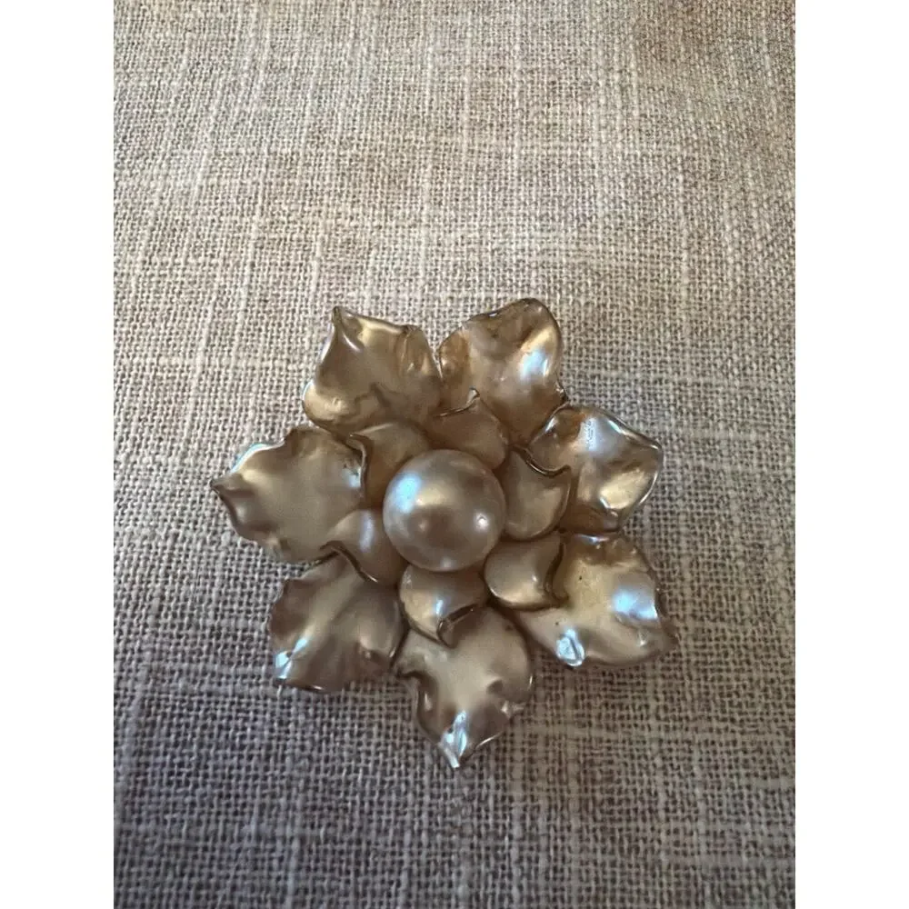 Vintage Pearl & Petal Floral Brooch | Mid-Century Accessory
